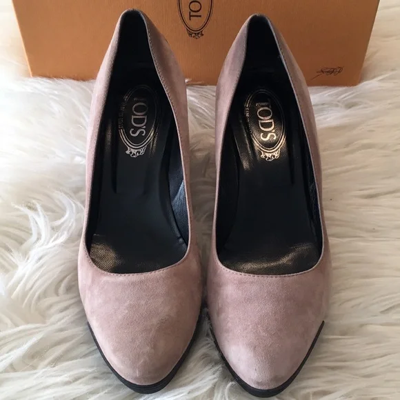 Tod’s Taupe Suede “Wedge Décolleté” Heel
